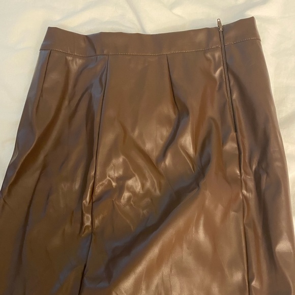 Brown leather skirt- BNWT - Picture 2 of 4